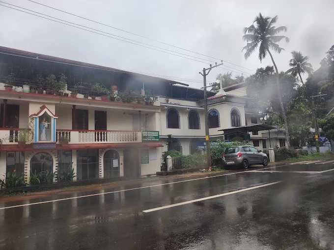 Matha Nethrakanthi Sidavaydhya Ashramam Kalloorkad